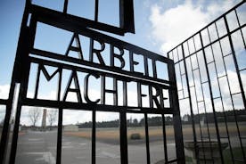 Omvisning til fots i Sachsenhausen konsentrasjonsleir