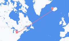 Fly fra byen Akron, USA til byen Reykjavik, Island