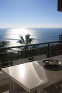 Apartamento de Lujo Con Impresionantes Vistas Al Mar En Torrox Costa