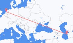 Flyg från Türkmenbaşy, Turkmenistan till Amsterdam, Nederländerna