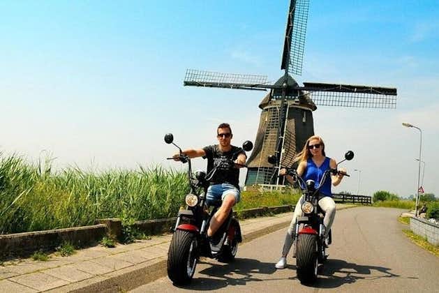 Elektrische scooter privétour Volendam Marken Hotel ophalen en wegbrengen