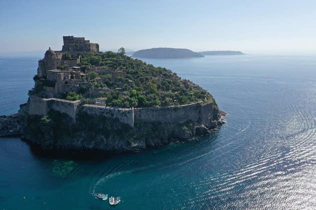 Ischia: Bootstour über die Insel von Neapel aus