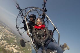 Flight experience over the beach in paragliding/paratrike in the Algarve with video.