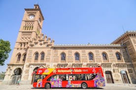 Excursão turística de ônibus com várias paradas pela cidade de Toledo