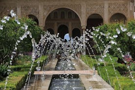 Visit Alhambra and Generalife with Physical Audio Guide