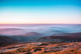 Äventyrsresa till det högsta tjeckiska berget: Njut av en vandringstur