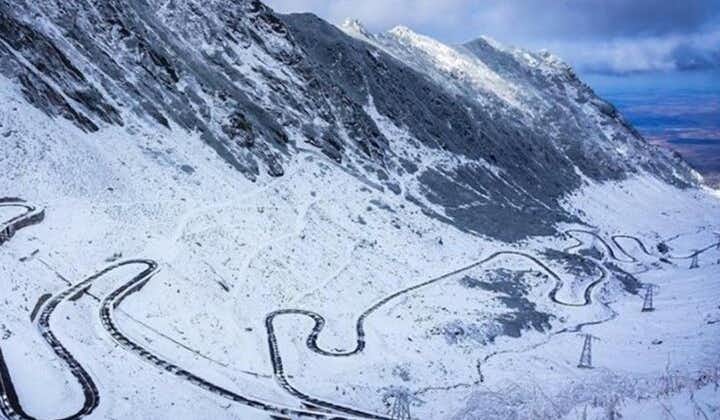 Private tour to Transfagarasan Road and Snow activities