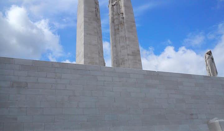 Privat kanadisk WW1 Vimy & Somme Battlefield Tour fra Arras eller Lille