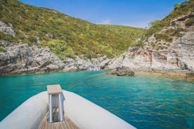 Cinq îles en hors-bord avec la Grotte Bleue au départ de Split