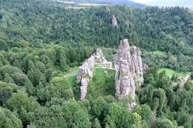 Lviv에서 Carpathians Scole Bescides 국립 공원 및 Tustan 종일 투어