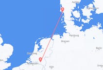 出发地 荷兰出发地 埃因霍温目的地 丹麦埃斯比约的航班