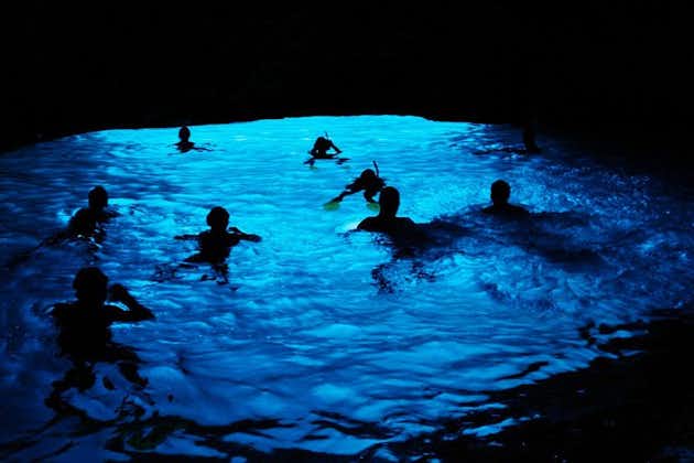 Excursion en petit groupe à la grotte bleue et aux cinq îles au départ de Split