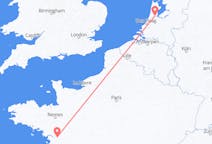 Flyrejser fra Nantes til Amsterdam
