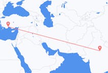 Flyreiser fra Gwalior, India til Antalya, Tyrkia
