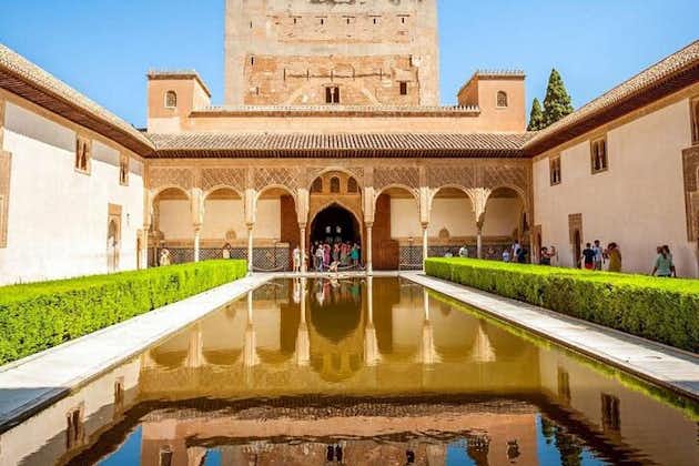 Day Trip: Alhambra Tour from Jaen