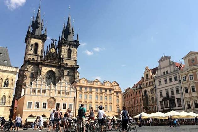 布拉格新城和老城区城市骑行之旅