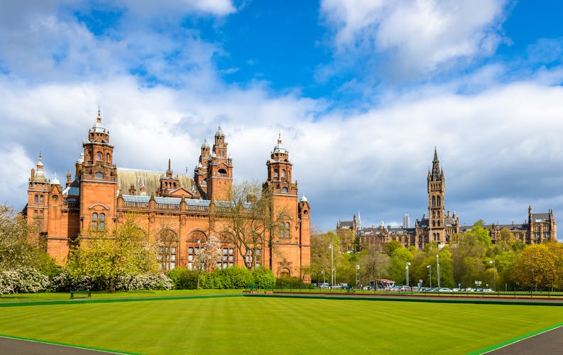 Photo of Kelvingrove Museum and Glasgow University ,Scotland.