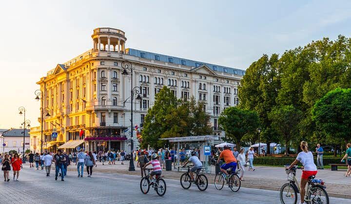 Warsaw Must See Public Walking Tour • 17 € per person
