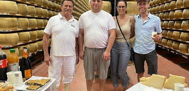 Emilia Flavors: Parmigiano, Balsamic Vinegar and Local Wines Discovery Tour