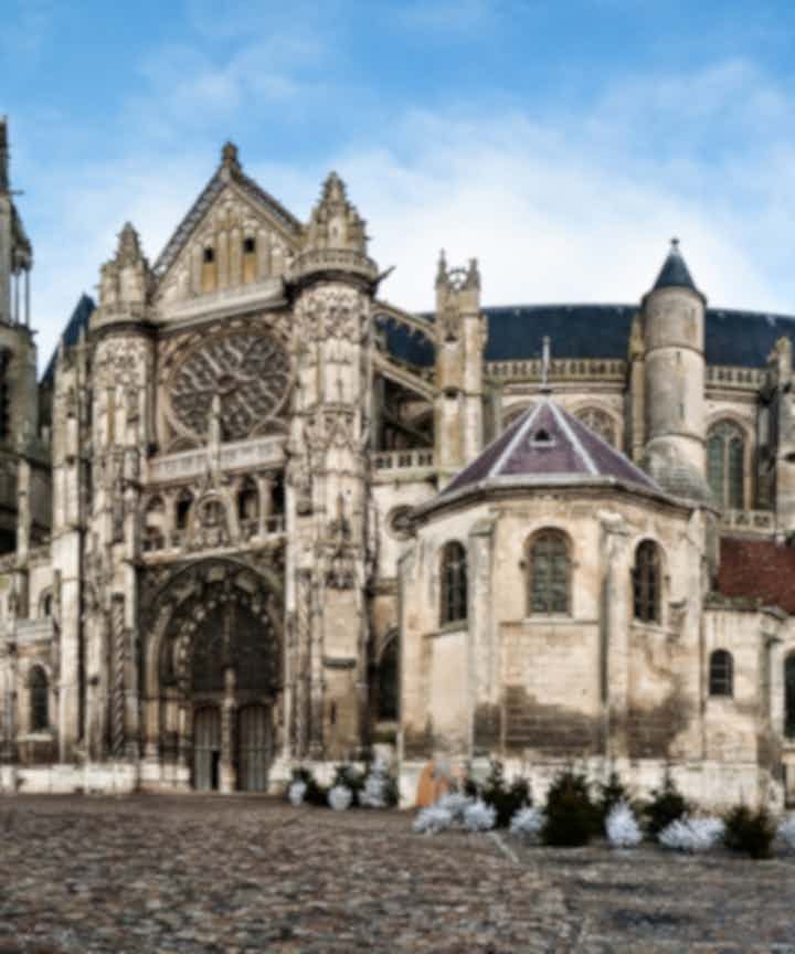 Hotels & places to stay in Senlis, France