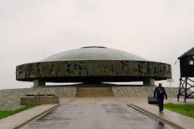 Majdanek Concentration Camp & Lublin Tour privado de un día desde Varsovia