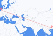 Flyrejser fra Wuzhou, Kina til Amsterdam, Holland