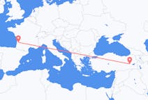 出发地 土耳其穆什目的地 法国波尔多的航班