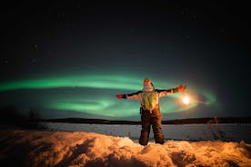 Excursión de fotografía privada en la aurora boreal en Rovaniemi