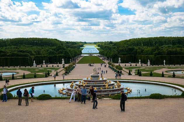 Château of Versailles och Marie Antoinettes privata rundtur i Petit Trianon