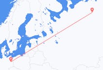 Fly fra Usinsk til Berlin