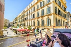 Kystudflugt i Malaga: City Sightseeing-tur med Hop-On Hop-Off-mulighed i Malaga