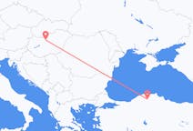 Vluchten van Boedapest, Hongarije naar Kastamonu, Turkije
