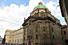 Berømt orgelkonsert i St Frans-kirken i Praha