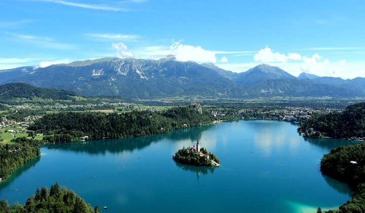 8-timers Lake Bled, Lake Bohinj og Waterfall Savica Tour