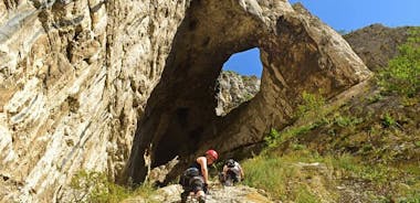 Expérience privée d'escalade OU de randonnée à Cheile Turzii