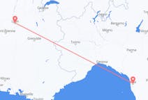 Flyreiser fra Pisa, Italia til Lyon, Frankrike
