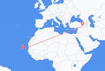 Flyg från Boa Vista (kommun i Brasilien, Roraima, lat 3,19, long -60,61), Kap Verde till Batman, Turkiet