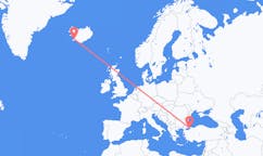 航班从土耳其伊斯坦堡市到雷克雅维克市，冰岛塞尔