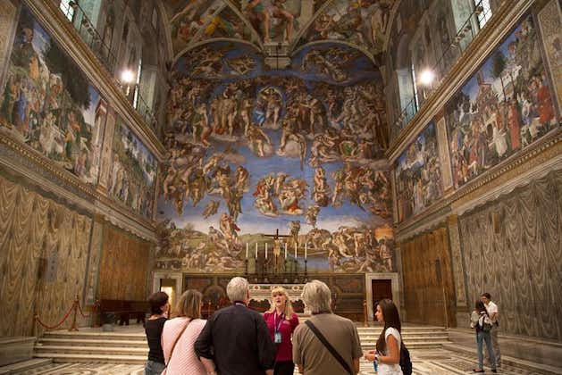 Rundtur med liten grupp och tidigt inträde till Vatikanmuseerna samt Peterskyrkan och Sixtinska kapellet