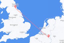 Fly fra Maastricht til Durham, England
