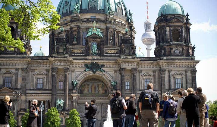 Explore Berlin Shore Excursion: Top Attractions Private Tour from Warnemuende