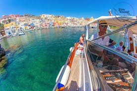 Excursion en bateau à Procida au départ d'Ischia