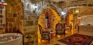 3 päivää 2 yötä Cappadocia Cave Suites -hotellin kanssa