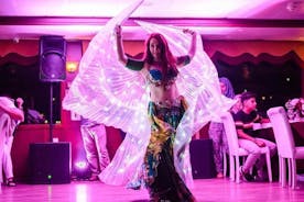 Bosporus-dinercruise met folkloreshow en buikdanseressen
