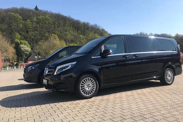 Private Minivan Transfer from Prague Hotel to Hlavni Nadrazi Railway Station
