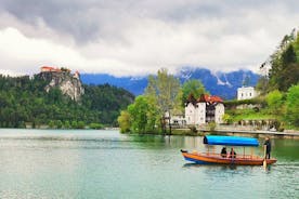 Grand SLOVENIA: Ljubljana + Lake Bled + Postojna Cave - Day Tour