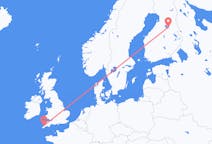 Fly fra Kajaani til Newquay