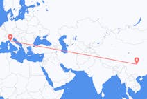 Flyg från Chongqing, Kina till Pisa, Italien