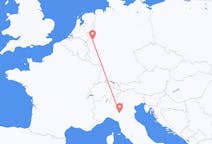 Flyreiser fra Reggio Emilia, Italia til Duesseldorf, Tyskland