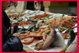 Cesarine: tour del mercato e pranzo a casa di un locale a Messina